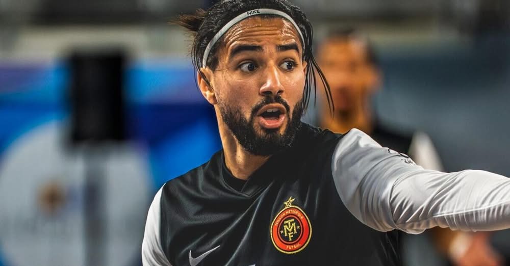 11891410602970281561